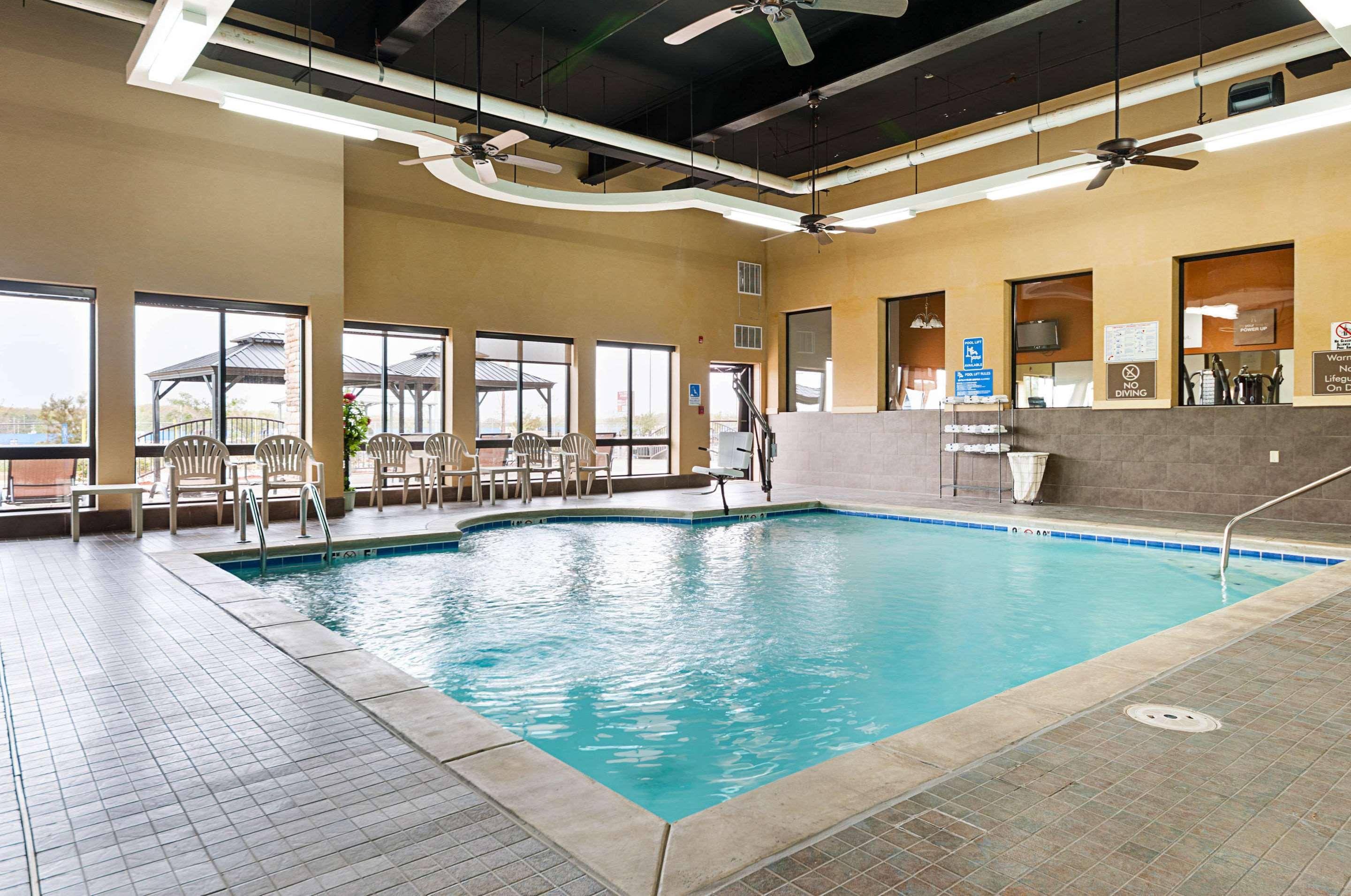 Comfort Suites Batesville Zewnętrze zdjęcie
