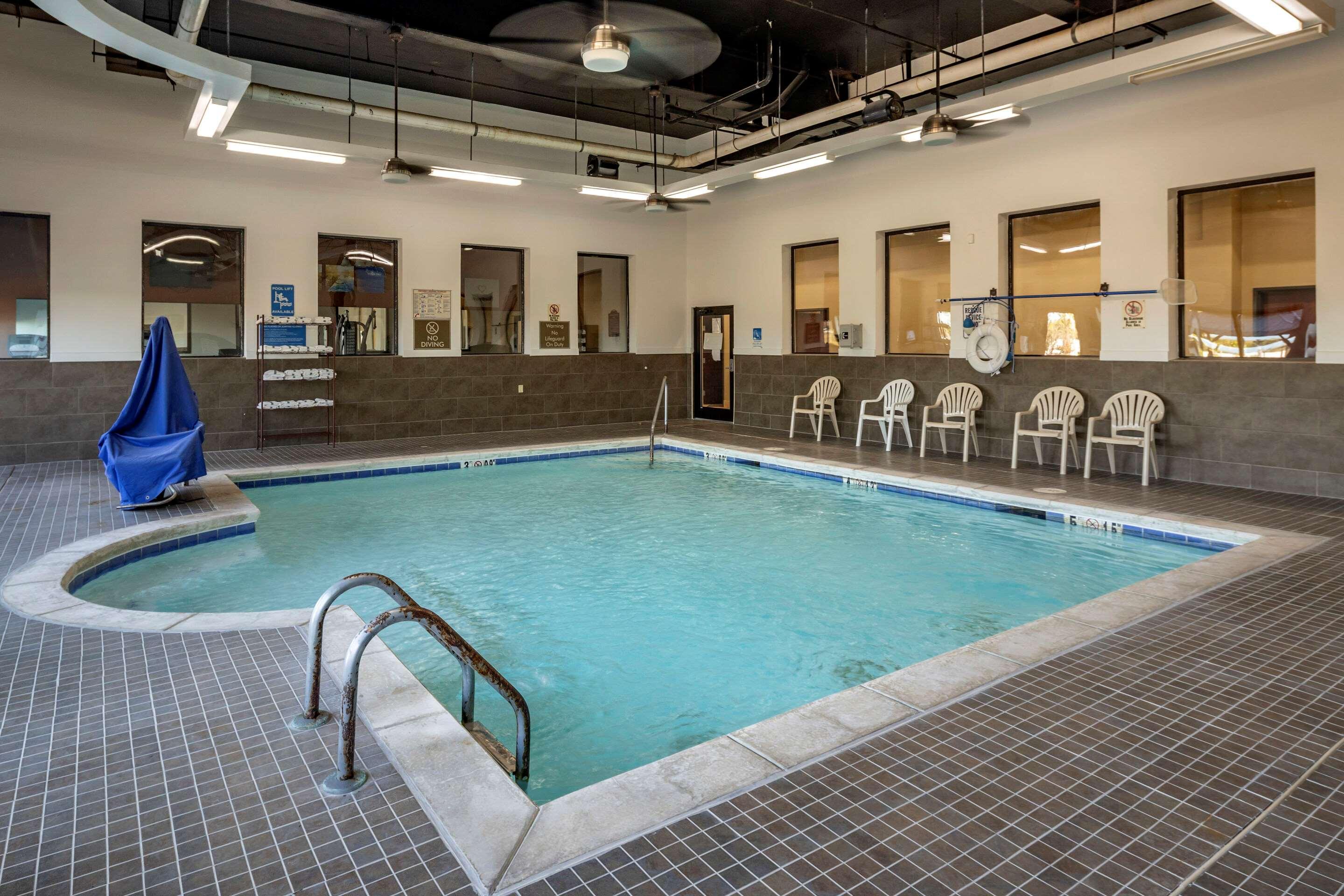 Comfort Suites Batesville Zewnętrze zdjęcie